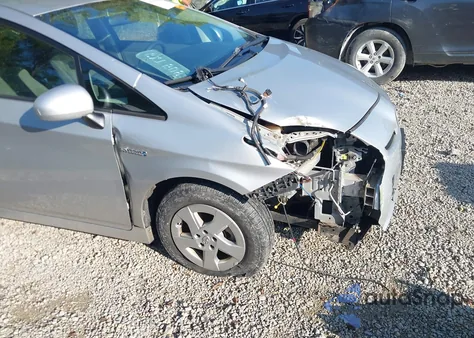 2010 Toyota Prius Iii из США, поврежденный, VIN JTDKN3DU3A0220176